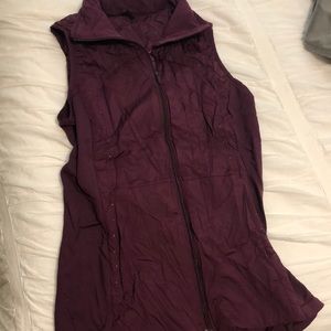 Lulu purple vest size small